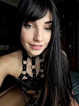 Snapshot of Sofia_Poly chatting on December 12, 2024, 2:55 pm Sofia Poly online show from December 12, 2024, 2:55 pm