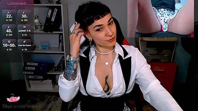 Snapshot of FoxRineHelen chatting on February 24, 2025, 3:42 pm FoxRineHelen online show from February 24, 2025, 3:42 pm