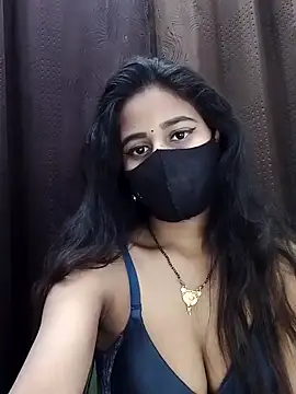 Lalisa sexy online show from April 25, 2026, 11:35 pm