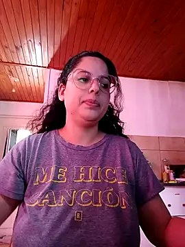 babyluna939 online show from November 14, 2025, 2:43 pm