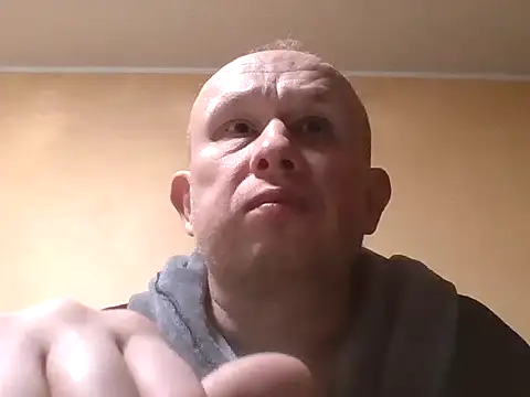 X46x online show from September 27, 2025, 7:09 pm