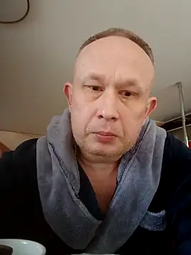 X46x online show from September 21, 2025, 4:28 am