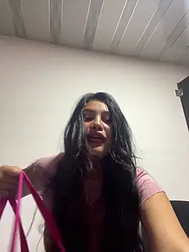 Little Ivy online show from April 18, 2026, 2:08 pm