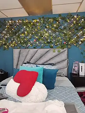 Grey Lorenz11 online show from February 5, 2026, 8:21 am