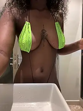 mmbaliii online show from February 11, 2026, 9:03 pm