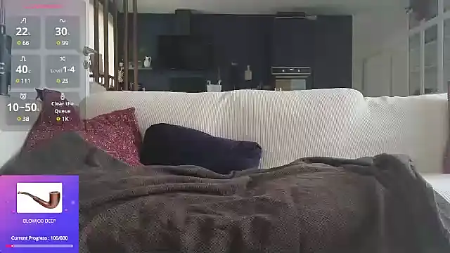 Snapshot of Luxymin34 chatting on December 19, 2024, 1:29 pm Luxymin34 online show from December 19, 2024, 1:29 pm