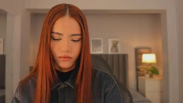 Madie  collins online show from September 28, 2025, 9:49 am