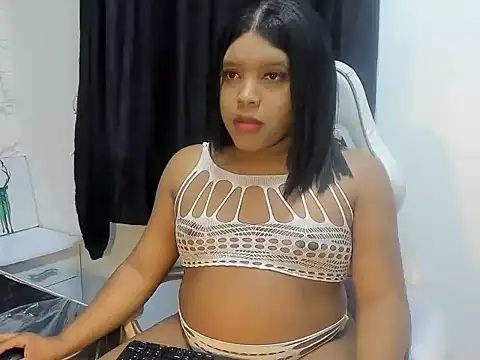 Snapshot of ShanayaKops chatting on November 23, 2025, 2:10 am ShanayaKops online show from November 23, 2025, 2:10 am