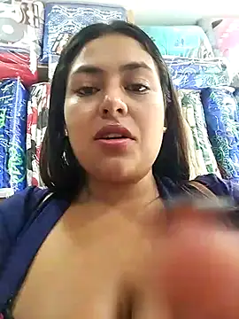 Snapshot of DULCE__26 chatting on February 27, 2025, 6:53 pm DULCE  26 online show from February 27, 2025, 6:53 pm