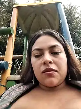 Snapshot of DULCE__26 chatting on March 18, 2025, 2:39 pm DULCE  26 online show from March 18, 2025, 2:39 pm