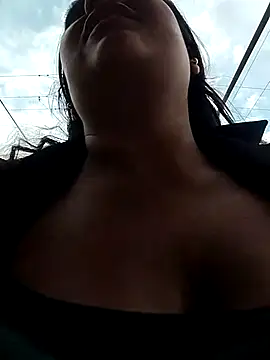 Snapshot of DULCE__26 chatting on March 4, 2025, 6:07 pm DULCE  26 online show from March 4, 2025, 6:07 pm