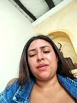 Snapshot of DULCE__26 chatting on March 10, 2025, 6:23 pm DULCE  26 online show from March 10, 2025, 6:23 pm