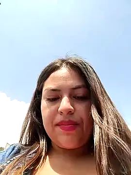 Snapshot of DULCE__26 chatting on March 10, 2025, 3:20 pm DULCE  26 online show from March 10, 2025, 3:20 pm