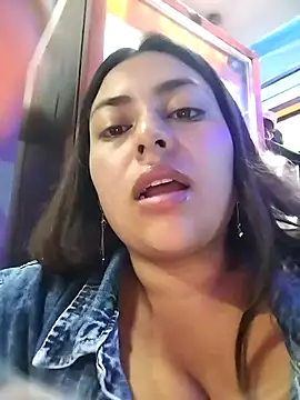 Snapshot of DULCE__26 chatting on March 21, 2025, 1:24 am DULCE  26 online show from March 21, 2025, 1:24 am