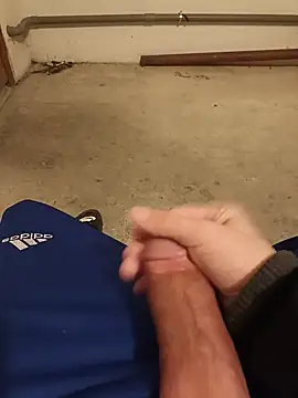 Snapshot of casper0303 chatting on March 2, 2025, 4:25 pm casper0303 online show from March 2, 2025, 4:25 pm