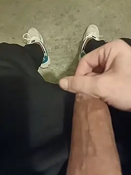 Snapshot of casper0303 chatting on March 8, 2025, 10:02 pm casper0303 online show from March 8, 2025, 10:02 pm