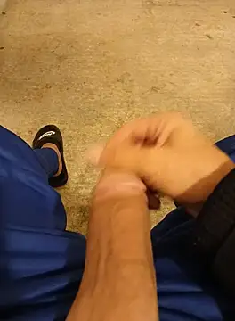 Snapshot of casper0303 chatting on September 9, 2025, 9:02 pm casper0303 online show from September 9, 2025, 9:02 pm