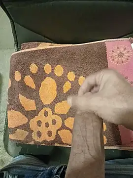 Snapshot of casper0303 chatting on September 10, 2025, 12:04 pm casper0303 online show from September 10, 2025, 12:04 pm