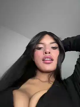 Snapshot of Dulceeany chatting on March 16, 2025, 3:25 am Dulceeany online show from March 16, 2025, 3:25 am