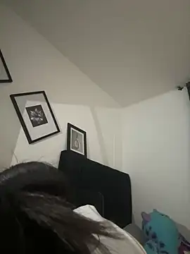 Snapshot of Dulceeany chatting on October 2, 2025, 3:32 am Dulceeany online show from October 2, 2025, 3:32 am