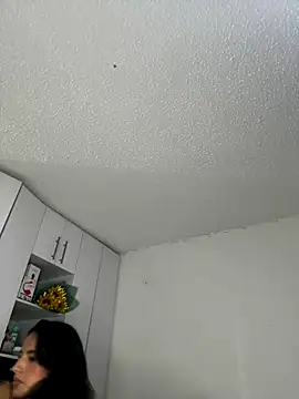 Snapshot of Dulceeany chatting on December 4, 2024, 12:02 am Dulceeany online show from December 4, 2024, 12:02 am