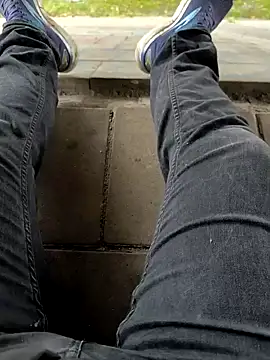 OdinWolf1990 online show from November 19, 2025, 9:53 am