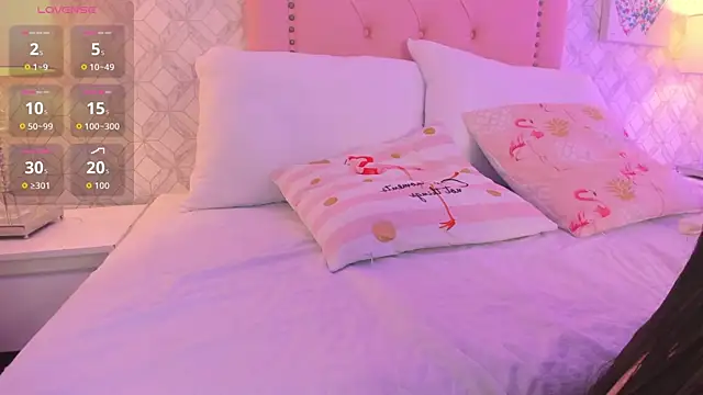 martina rivera  online show from March 27, 2026, 11:44 am