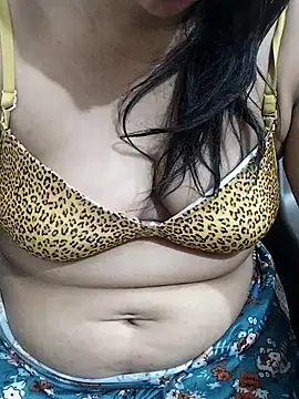 Snapshot of Urmila_bhabhii chatting on May 25, 2026, 4:49 pm Urmila bhabhii online show from May 25, 2026, 4:49 pm