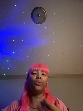 Snapshot of butterflybootyy chatting on February 10, 2026, 2:38 pm butterflybootyy online show from February 10, 2026, 2:38 pm