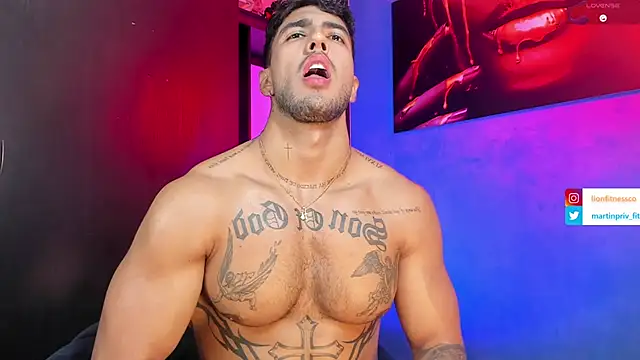 Snapshot of JACOB_MARTINS chatting on March 17, 2025, 6:07 am JACOB MARTINS online show from March 17, 2025, 6:07 am