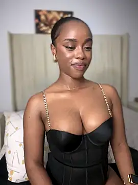 Snapshot of BhadBhad_Kitty chatting on November 18, 2025, 11:15 pm BhadBhad Kitty online show from November 18, 2025, 11:15 pm