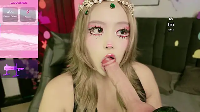 Teen sofia  online show from April 7, 2026, 4:14 am