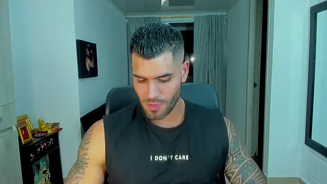 Snapshot of SamirHazard97 chatting on January 9, 2026, 1:12 am SamirHazard97 online show from January 9, 2026, 1:12 am