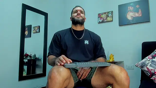 Snapshot of SamirHazard97 chatting on November 29, 2025, 9:15 pm SamirHazard97 online show from November 29, 2025, 9:15 pm