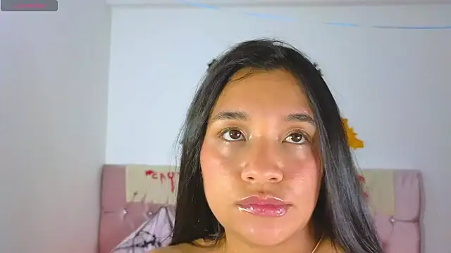 Cristal moon1 online show from October 9, 2025, 8:20 pm