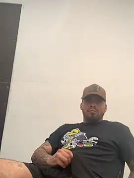 Snapshot of perrrotegrande chatting on October 9, 2025, 7:31 am perrrotegrande online show from October 9, 2025, 7:31 am