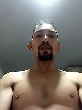 Snapshot of Emilio2034 chatting on May 12, 2026, 3:07 pm Emilio2034 online show from May 12, 2026, 3:07 pm