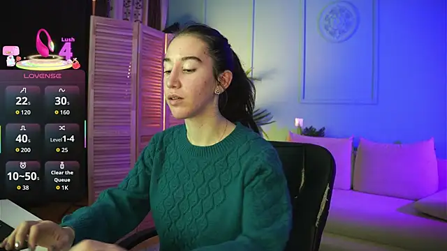 Belle Via online show from October 14, 2025, 3:56 pm