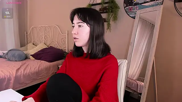 Belle Via online show from February 24, 2025, 8:17 am