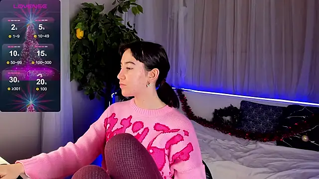 Belle Via online show from December 25, 2024, 1:51 pm