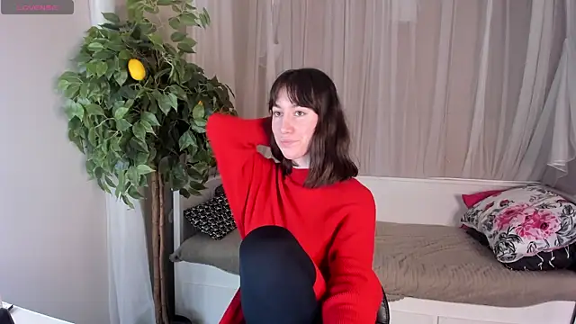 Belle Via online show from March 6, 2025, 3:56 pm