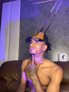 AaronCruz  online show from March 14, 2025, 1:37 am