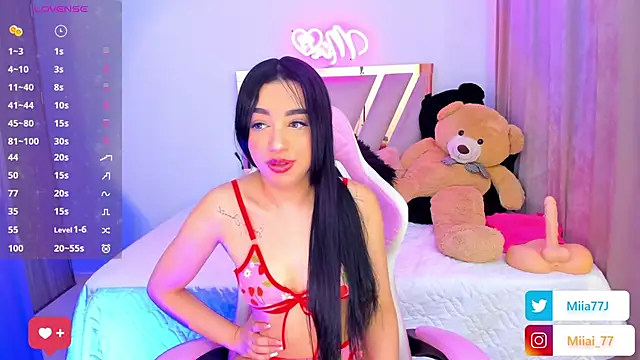 Snapshot of Miia77_ chatting on September 23, 2025, 3:02 am Miia77 online show from September 23, 2025, 3:02 am