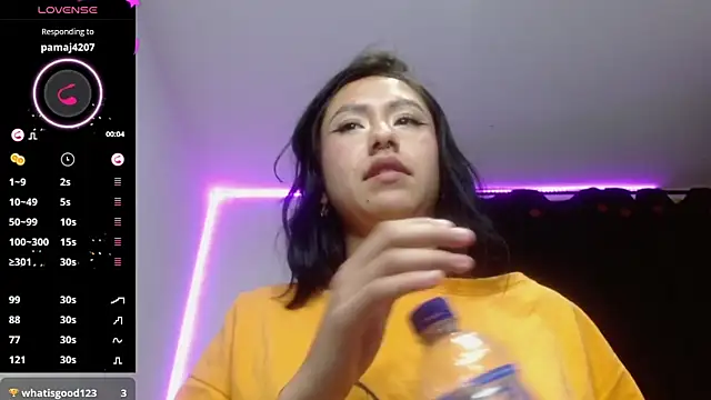 Snapshot of Anne_Nicholson chatting on December 12, 2024, 7:52 am Anne Nicholson online show from December 12, 2024, 7:52 am