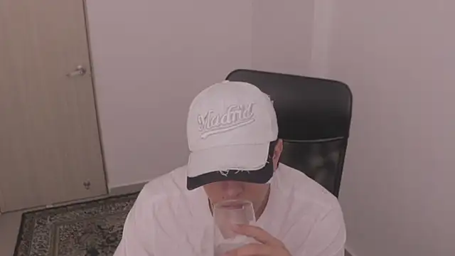 Tony Hoffa online show from September 21, 2025, 6:57 pm