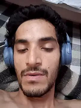 Snapshot of nskgenz chatting on October 1, 2025, 11:03 am nskgenz online show from October 1, 2025, 11:03 am