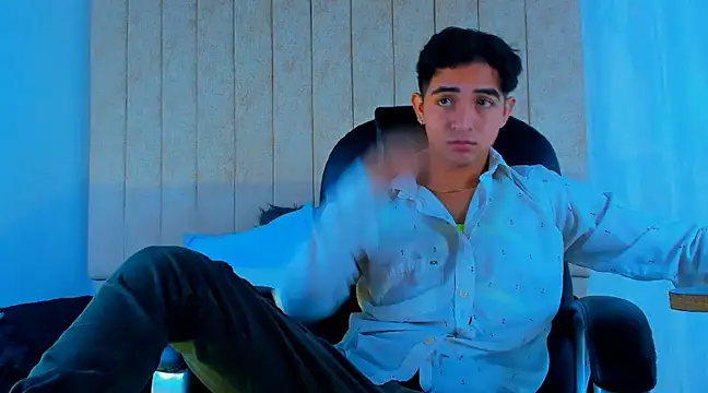 Muichiro tokito1 online show from March 13, 2025, 4:16 am