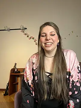 Snapshot of Annie_aww chatting on March 23, 2025, 12:26 am Annie aww online show from March 23, 2025, 12:26 am