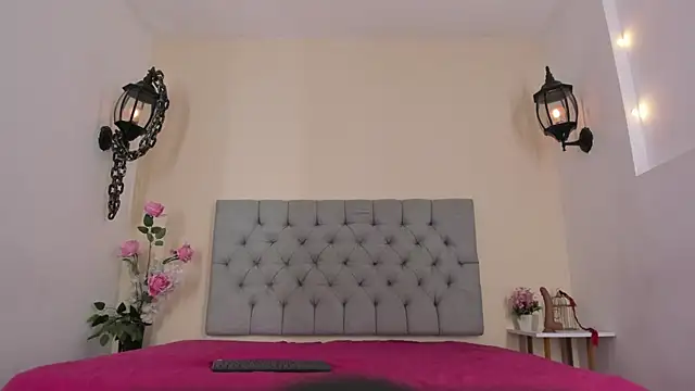 hellen kat online show from March 15, 2025, 12:25 am