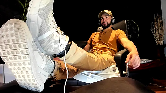 alessandro wye online show from November 2, 2025, 3:11 am